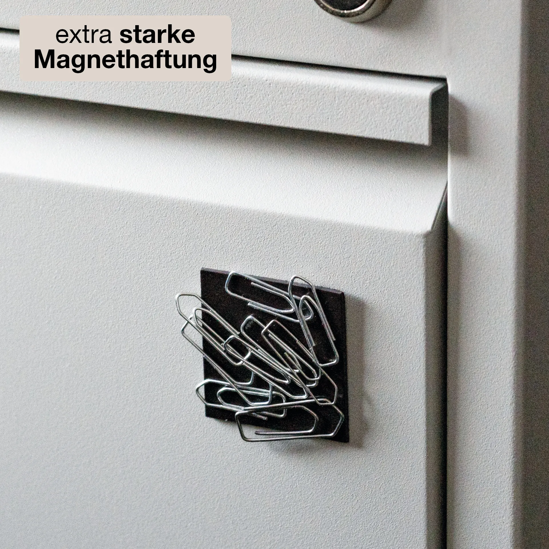 Magnet-Plättchen selbstklebend, 30x30 mm, 28 Stück