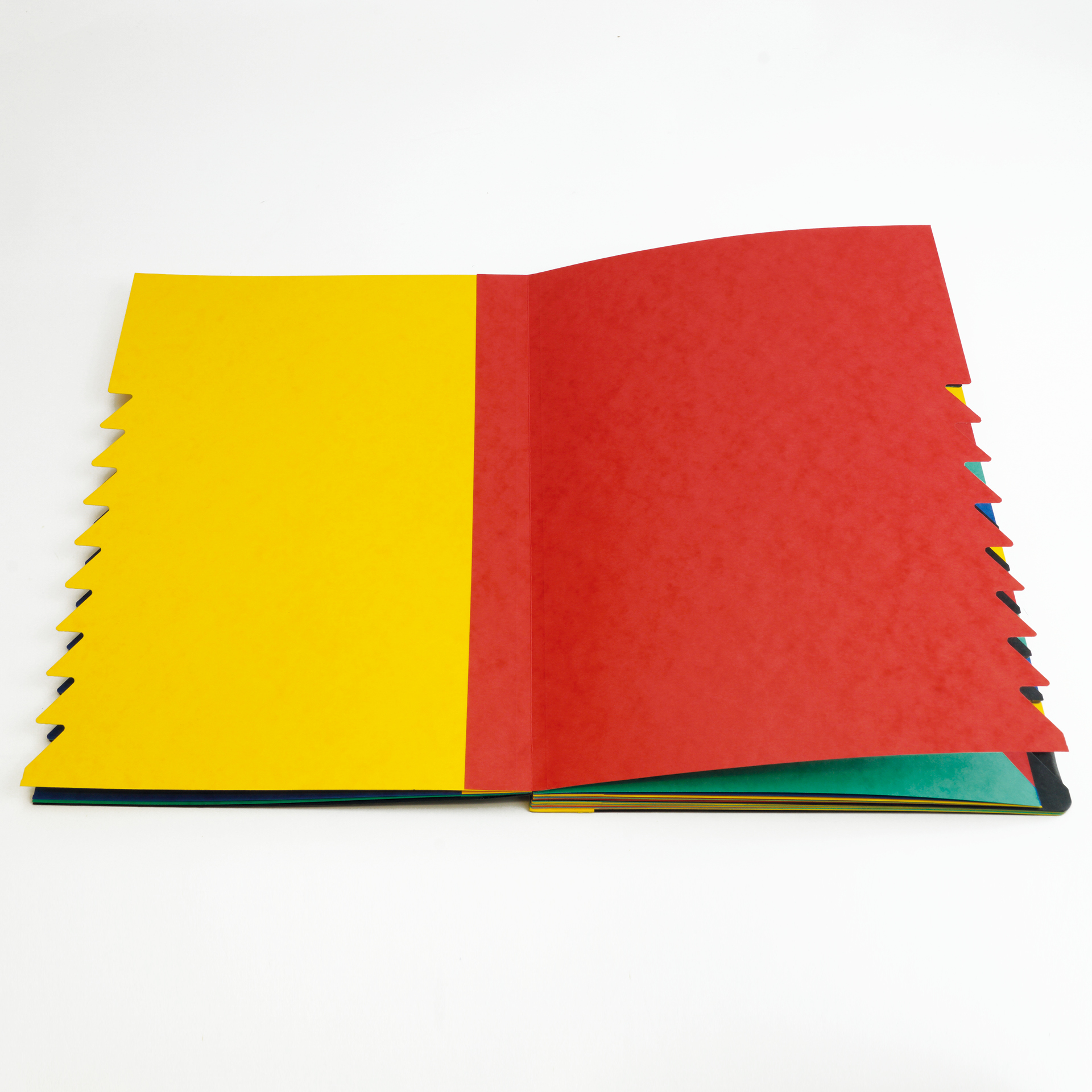 Tisch-Fächermappe 1-12 aus Pappe A4, farbig mit Verschlussgummi Tisch-Fächermappe 1-12 aus Pappe A4, farbig mit Verschlussgummi