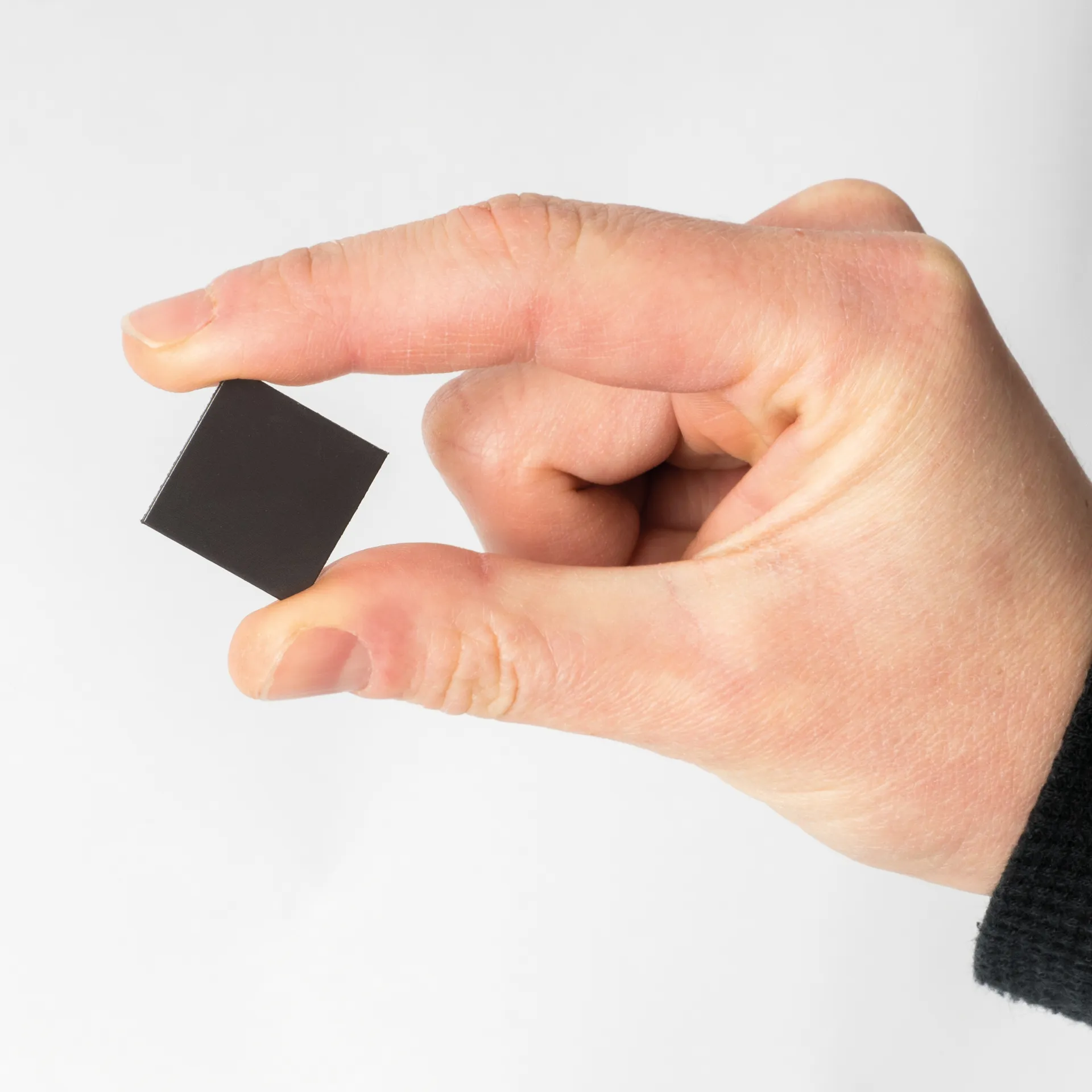 Magnet-Plättchen selbstklebend, 30x30 mm, 28 Stück