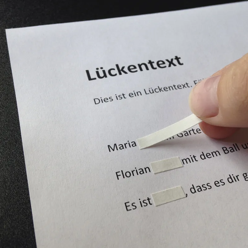 Text-Abdeckband weiss, abziehbar, 4,2mm/17,7m