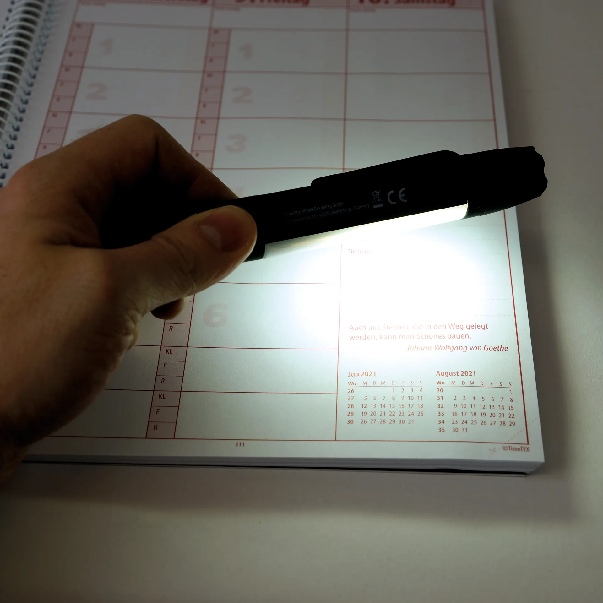 LED-Taschenlampe mit Leselicht, 17 cm lang, 2 cm ø